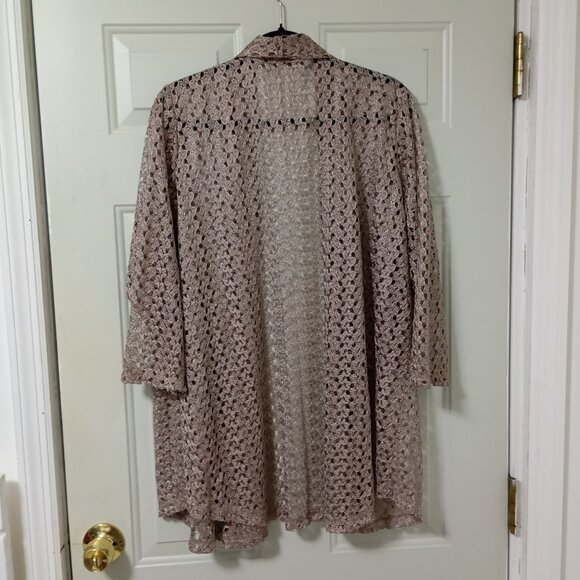 Brittany Black Woman Crochet Style Open Front Cardigan Metallic Pink Color Sz XL - Picture 3 of 8